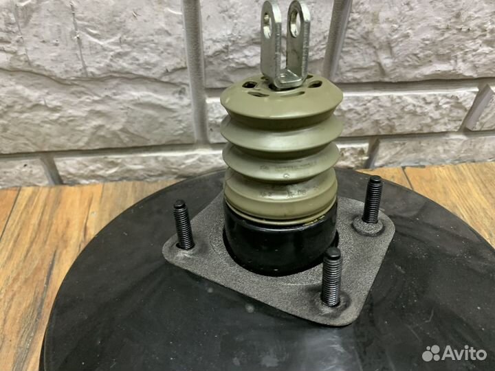 Mitsubishi Lancer 10 Усилитель тормозов вакуумный