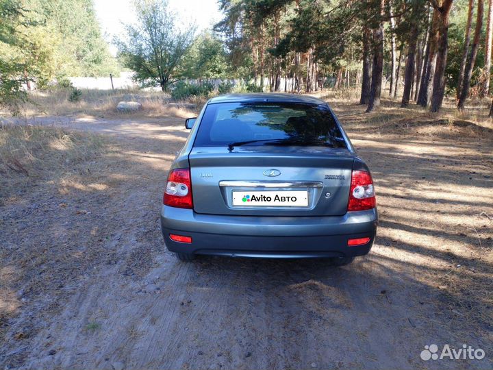 LADA Priora 1.6 МТ, 2010, 180 000 км