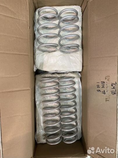 Пружины амортизаторов Maverick X3 в комплекте 8шт