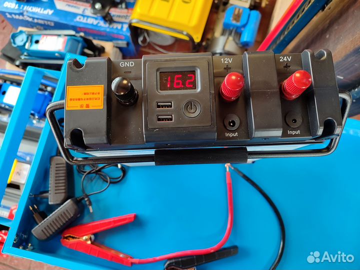 Пускозарядное устройство 12 24 вольт TM69B