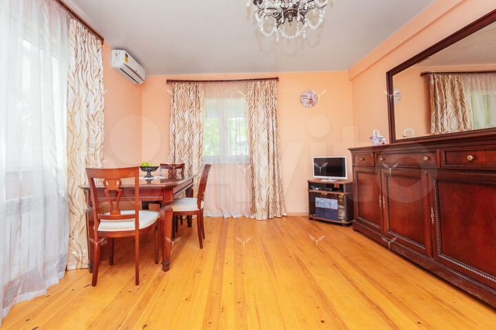 Дом 160 м² на участке 5,6 сот.