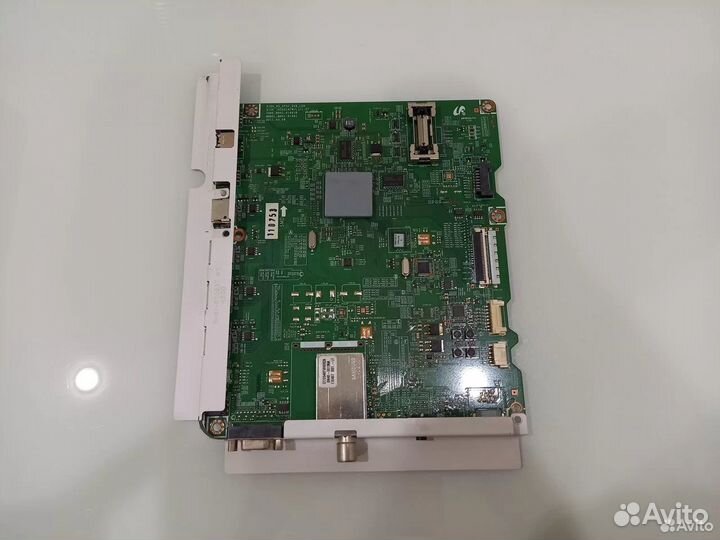 Разбор Samsung UE32D4010