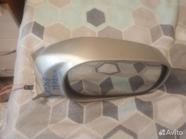 Зеркало правое Suzuki Escudo