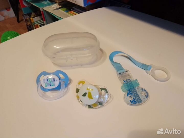 Соски-пустышки nuk + клипса-держатель