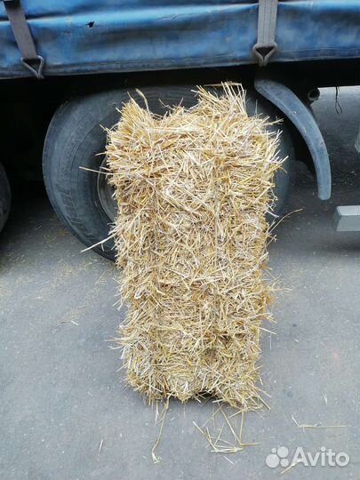 Солома в брикетах