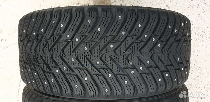 Nokian Tyres Hakkapeliitta 8 225/45 R18 и 245/40 R18 95T