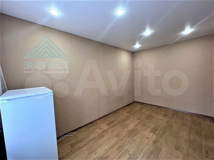 3-к. квартира, 57 м², 3/5 эт.