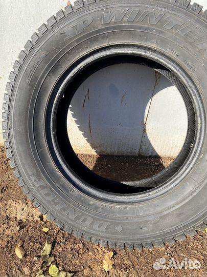 Dunlop SP Winter Ice 01 265/65 R17