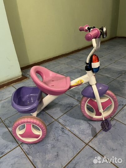 Трехколесный велосипед