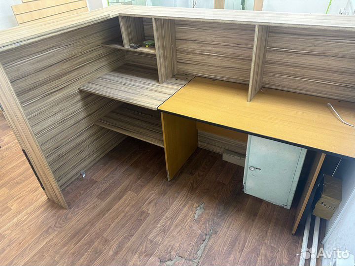 Стойка ресепшн