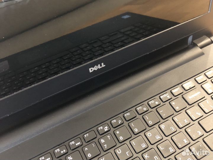 Ноутбук dell inspiron 15