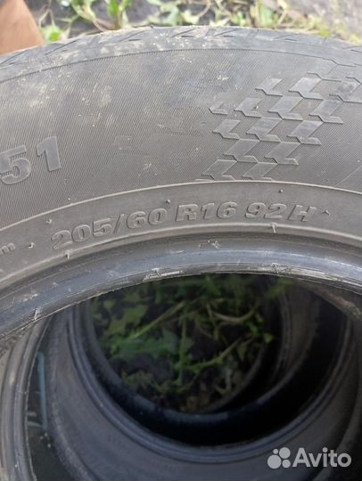 Kumho Ecsta HS51 205/60 R16