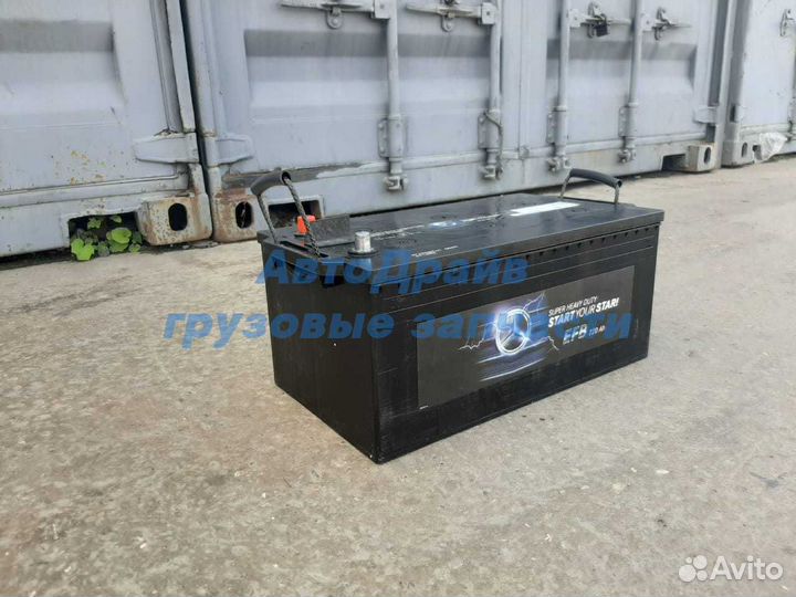 Оригинальный аккумулятор 12 вольт 220 ампер часов
