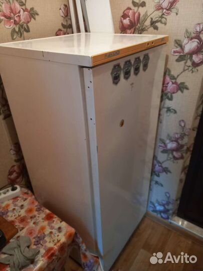 Холодильник бу