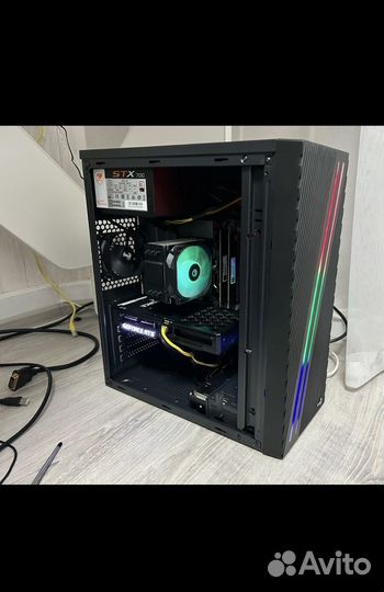 Корпус для пк Aerocool Streak