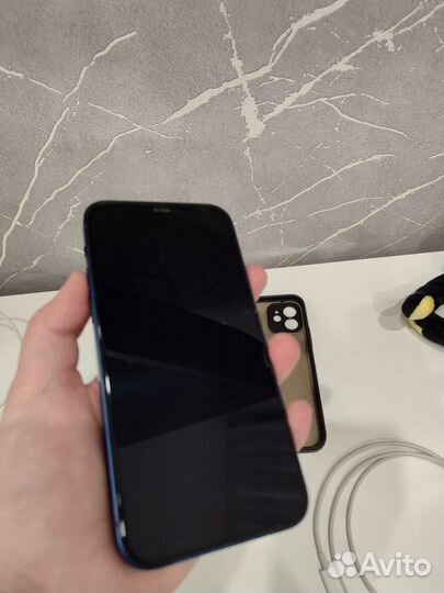 iPhone 12, 64 ГБ