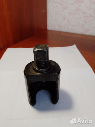 Съемник рулевых тяг