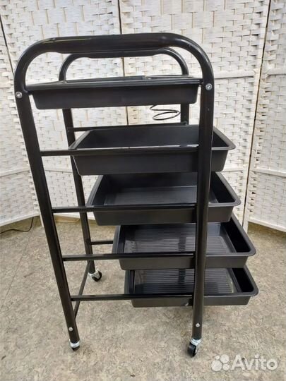 Этажерка для мастера на колесах