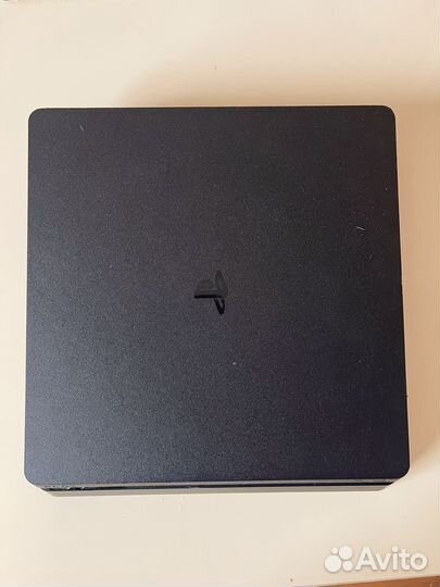 Sony playstation 4 pro 1tb 2 геймпада