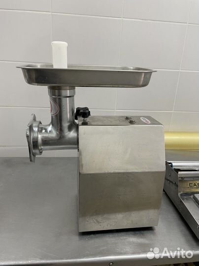 Мясорубка электрическая