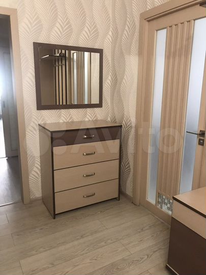 3-к. квартира, 90 м², 3/10 эт.