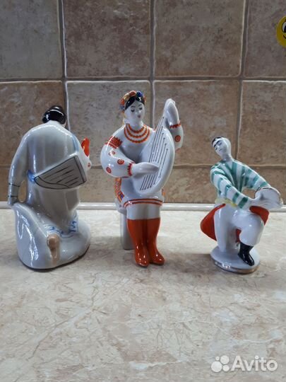 Фарфоровые статуэтки