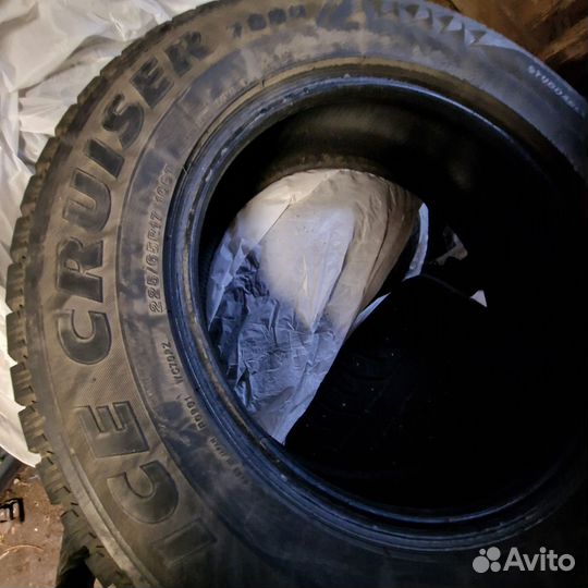 Bridgestone Ice Cruiser 7000 225/65 R17