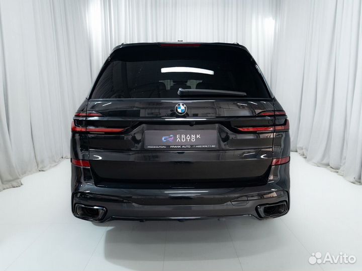 BMW X7 3.0 AT, 2023