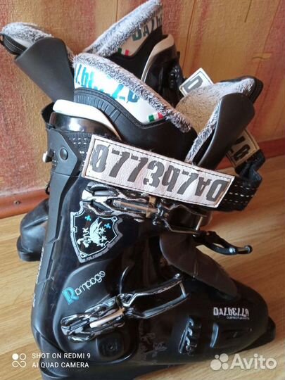 Горнолыжные ботинки