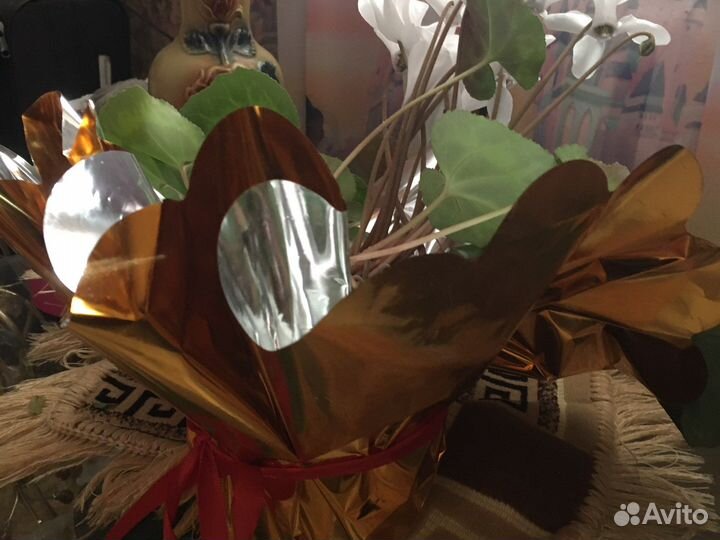 Упаковочная бумага для цветов и для подарков