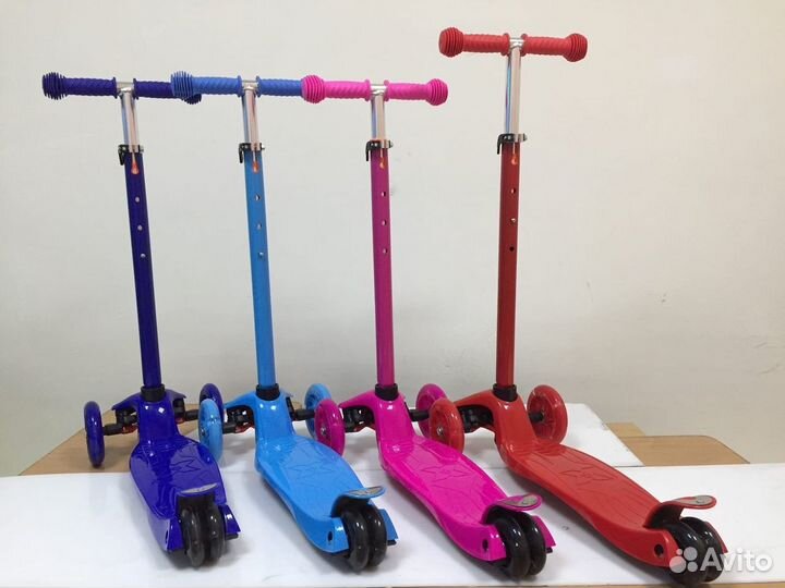 Самокат детский трехколесный