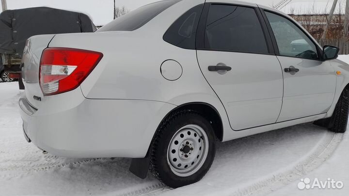 LADA Granta 1.6 МТ, 2017, 211 000 км