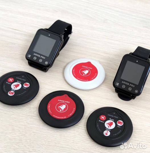 Кнопка вызова официанта и часы пейджер официанта