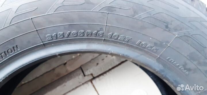 Yokohama Ice Guard Stud IG55 215/65 R16 102T