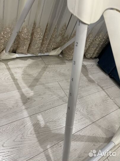 Стол для кормления