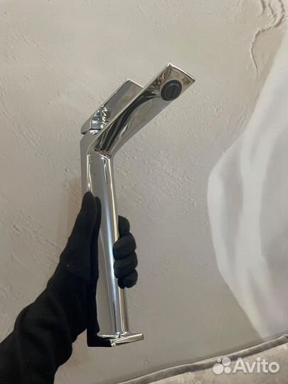 Смеситель высокий хром для накладной раковины