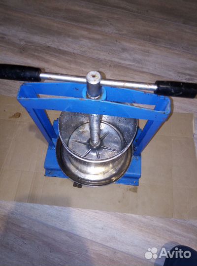 Пресс для отжима винограда