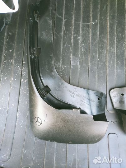 Брызговики задние Мерседес V 250