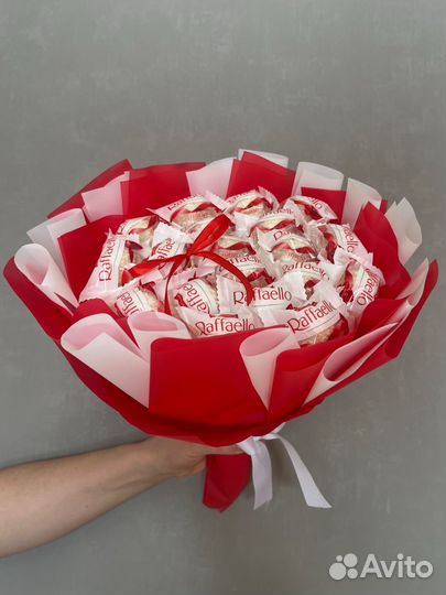 Сладкий букет из конфет