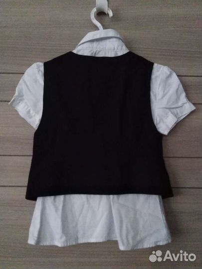 Блузка и жилет школьные