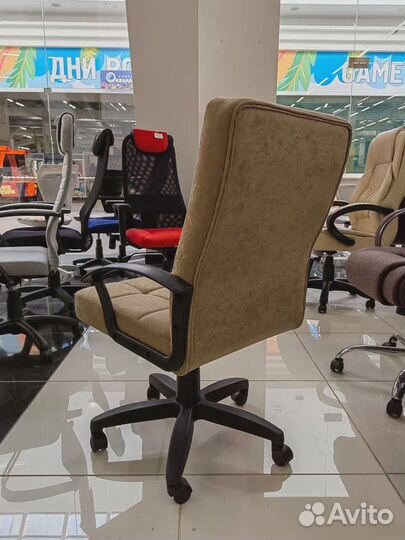 Офисное кресло, компьютерное кресло