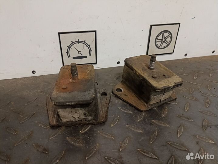 Опора двигателя для Mitsubishi Pajero 1