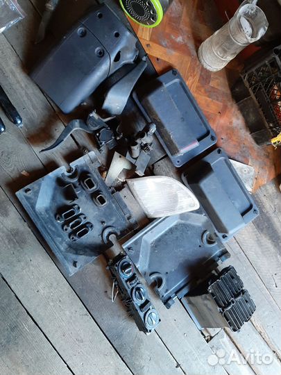 Запчасти на мерседес вито