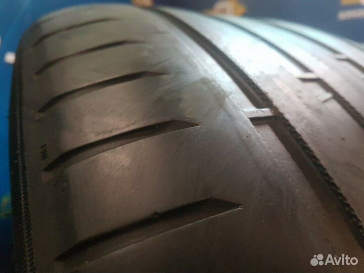 Nokian Tyres Hakka Black 275/45 R20