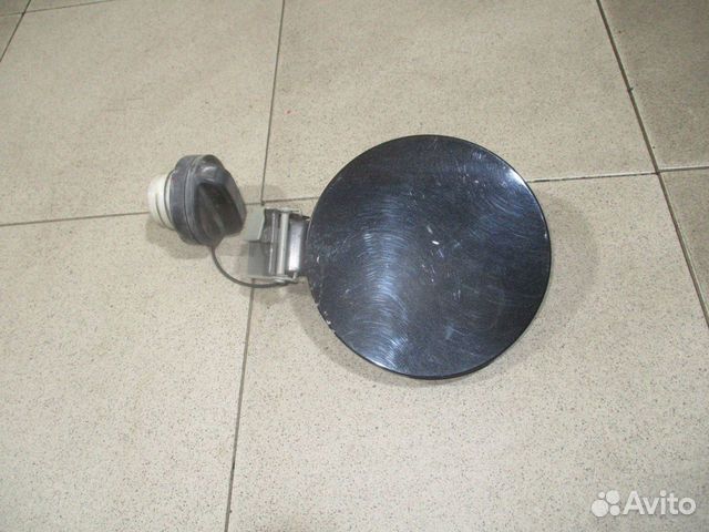 Лючок бензобака Suzuki SX4