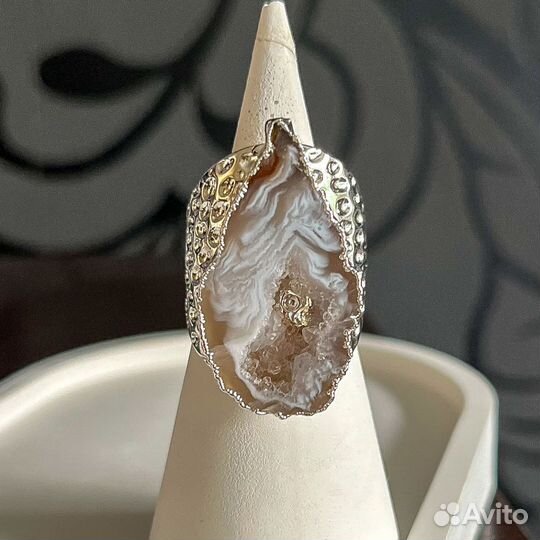 Кольцо с натуральным агатом