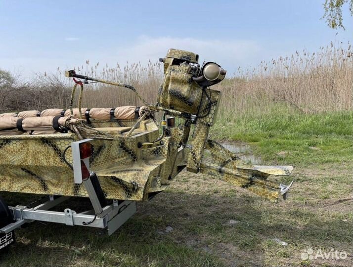 Лодка болотоход