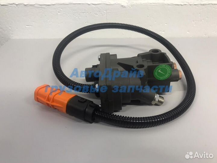 Клапан горного тормоза Ман Тга D2676 51521600002