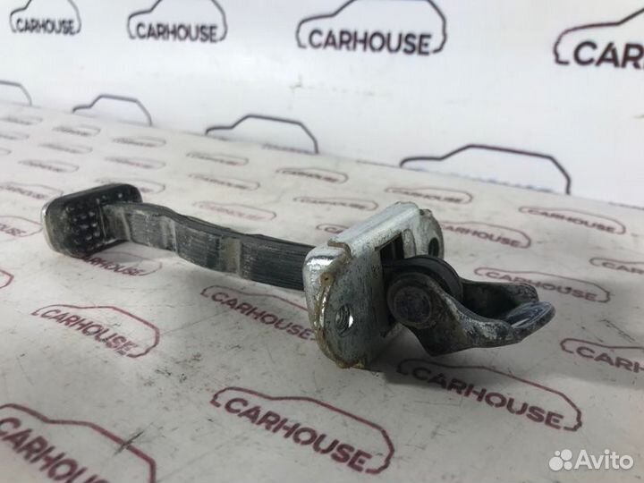 Ограничитель двери передний правый Honda Crv 2.0