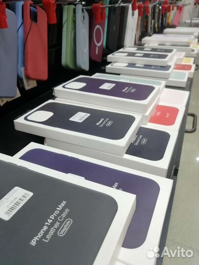 Чехлы на iPhone и Android